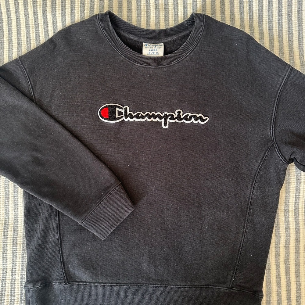 Champion Black Crewneck Sweatshirt with reverse weave
